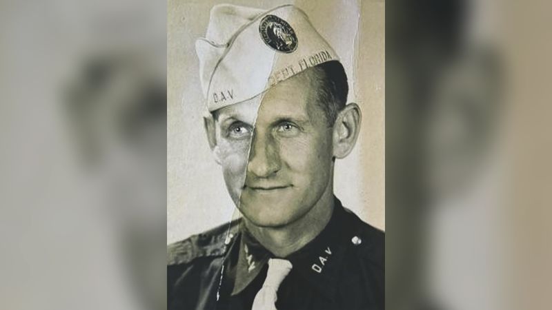 Убийството през 1968 г. на млекар, който е бил ветеран от Втората световна война, е разкрито 56 години по-късно