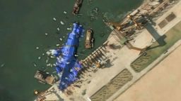 Las imágenes de Maxar muestran los continuos esfuerzos para ocultar el destructor dañado en el Astillero Hambuk un día después del lanzamiento fallido.