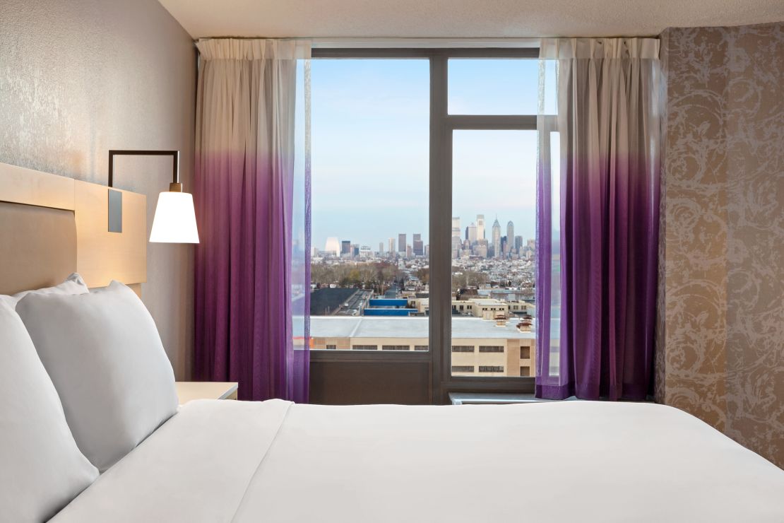 A photo of a guest room at the Holiday Inn Philadelphia Airport Stadium Area hotel