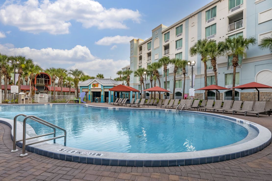 A photo of the pool at the Holiday Inn Resort Orlando Lake Buena Vista