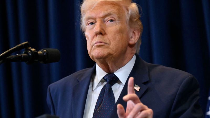 cnn.com - Aileen Graef - Live updates: White House briefing, Tax Day and latest Trump administration news | CNN Politics