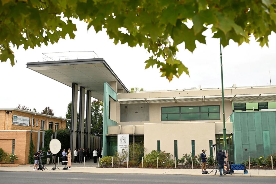 Puesto de prensa frente al Tribunal de Magistrados de Latrobe Valley en Morwell, Australia, el 29 de abril de 2025.