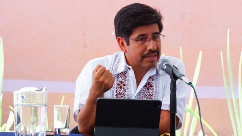 Hugo-Aguilar-Ortiz-indigena-scjn.jpg