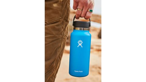 Hydro Flask 32-Ounce Wide Mouth Cap Bottle