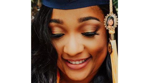 ILovePaperkits Graduation Cap Charm