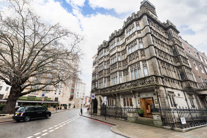 The vaults boast advanced securities aimed at protecting one's valuables from intentional (criminal) and unintentional (natural disasters) break-ins.