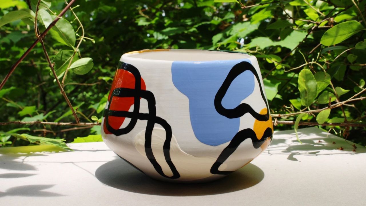 An abstract pot from PepperPalm.