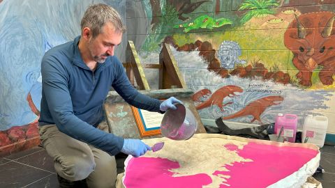 IMAGE-spreading silicon for mould on Specimen 1.jpg