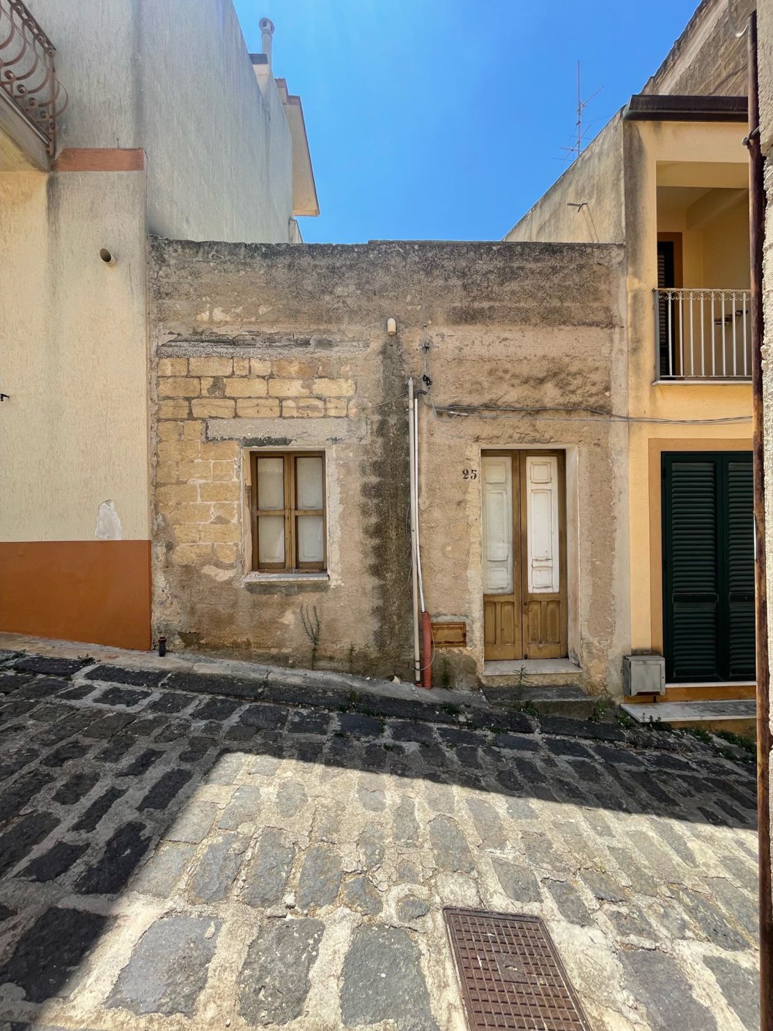 Morabito and Surfaro purchased this 35-square-meter stone dwelling in the Sicilian town.