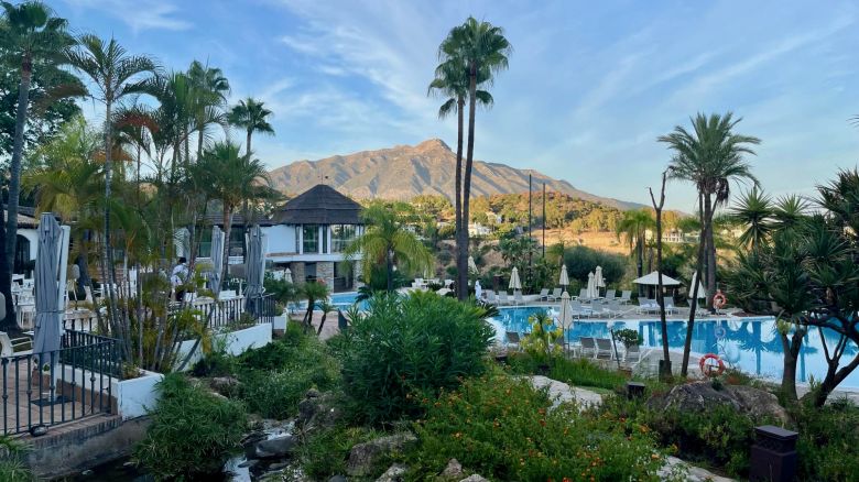 A photo of the pool area at the Westin La Quinta Golf Resort & Spa, Benhavis with mountains in the background