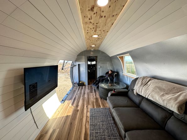 <strong>Living area on the DC-6: </strong>The DC-6, which comes with a fire pit on the wing deck, goes for around $448 a night on Airbnb.