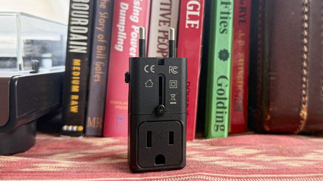 A photo of a Epicka universal power adapter with the European plugs ejected