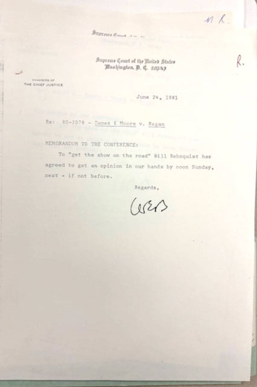 A memo from Chief Justice Warren Burger to the Court.