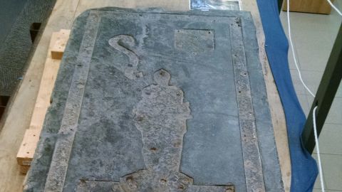 The United States’ oldest surviving tombstone from 17th century Jamestown has been identified as black limestone originally from Europe.