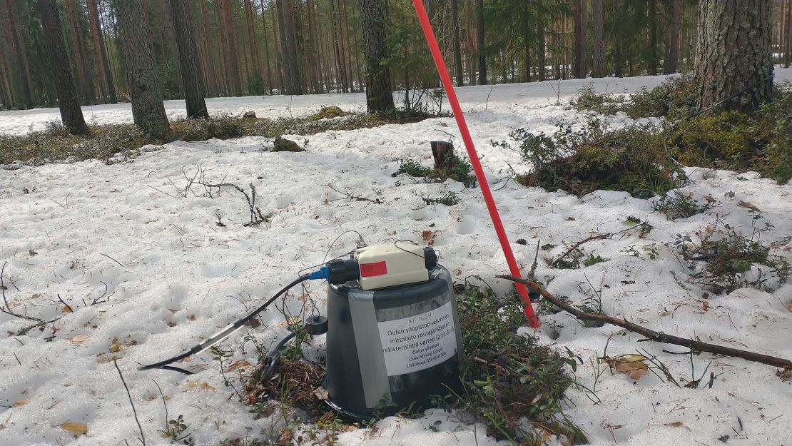 A team of Finnish researchers installed seismic instruments to investigate after a string of relatively strong frost quakes in northern Finland.