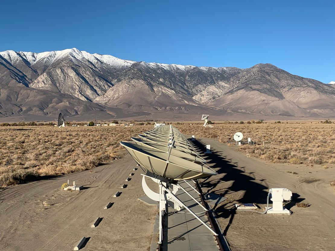 Deep synoptic arrays helped astronomers to find fast radio bursts that were previously unknown.