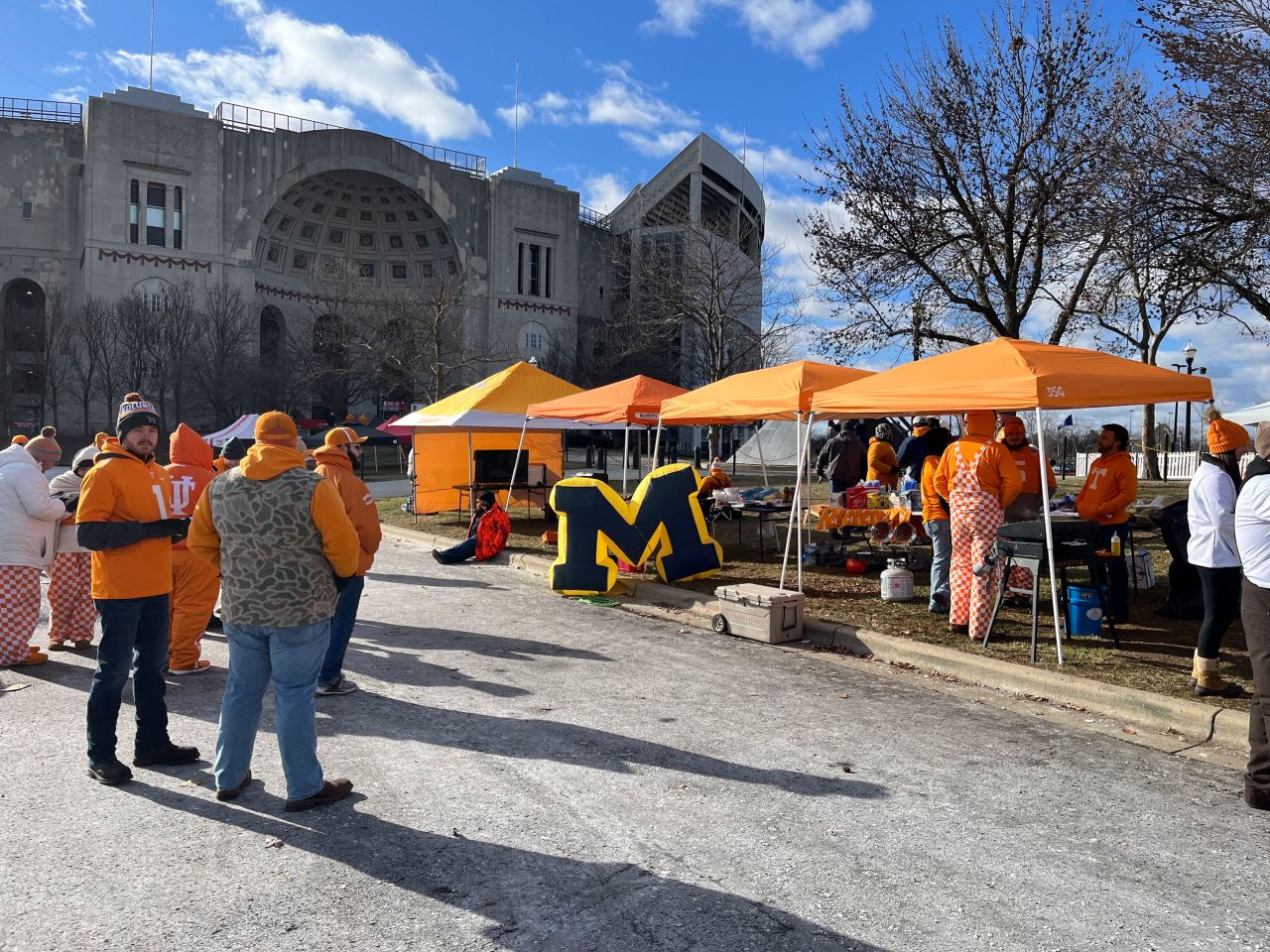 An inflatable Michigan "M" appears at a Tennessee tailgate outside Ohio Stadium in Columbus, Ohio, on Saturday.