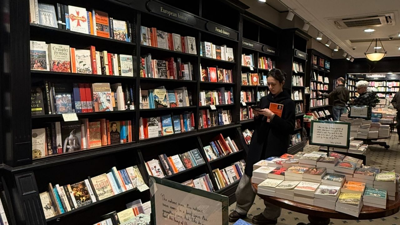 Columna libro