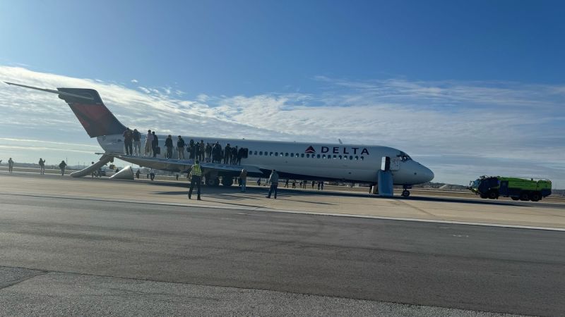 A Delta flight from Atlanta was forced to turn around and evacuate after ‘haze’ was seen in the cabin | CNN