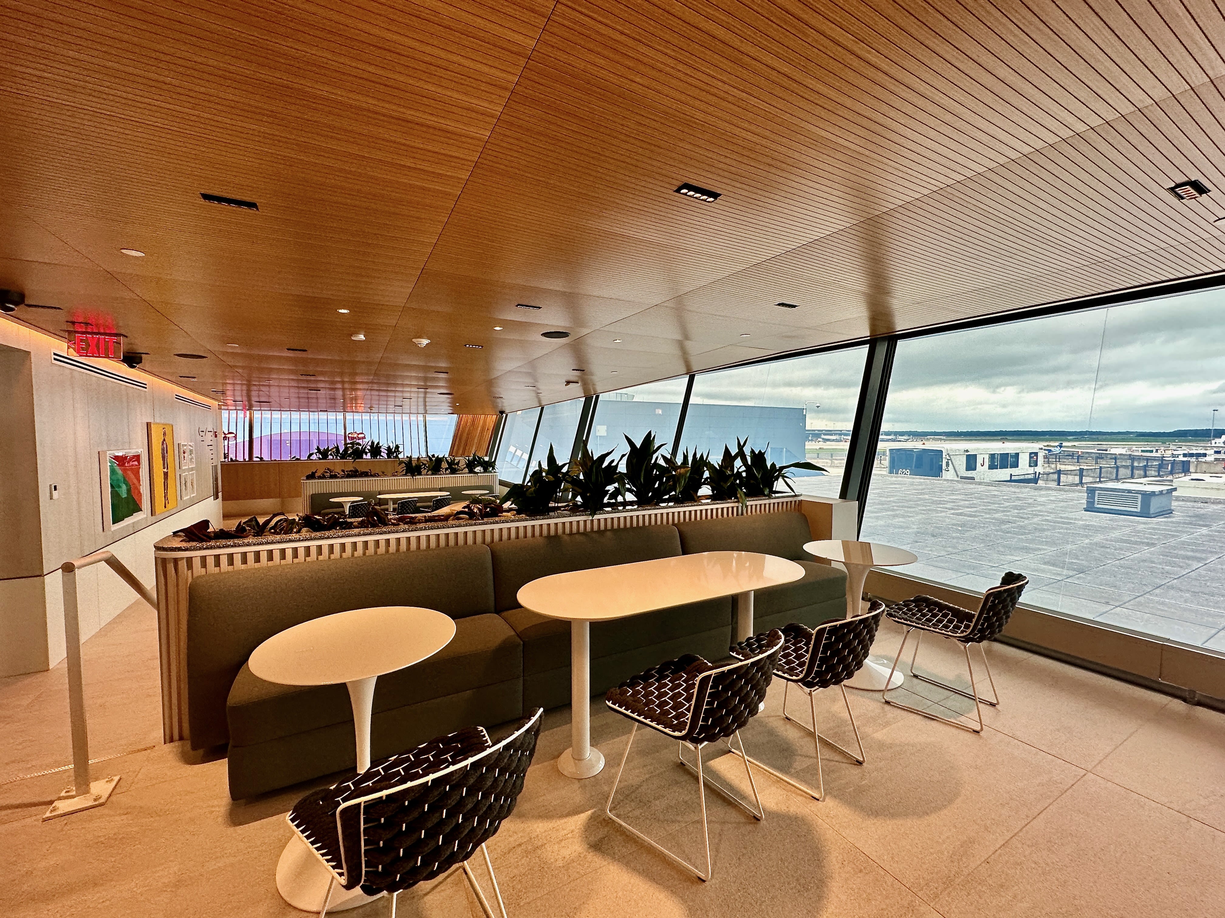 First look at Capital One airport lounge opening in Washing Dulles  international airport