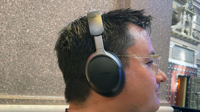 Bose QuietComfort hands-on and | earbuds Underscored CNN headphones Ultra