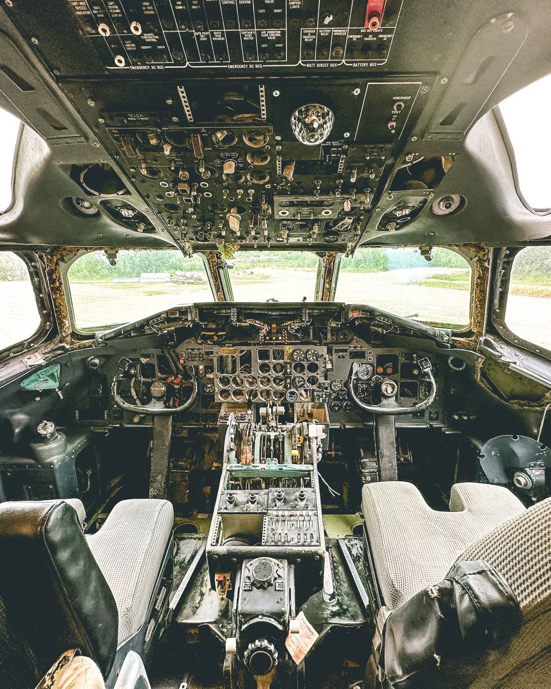 The cockpit on board the Douglas DC-9.