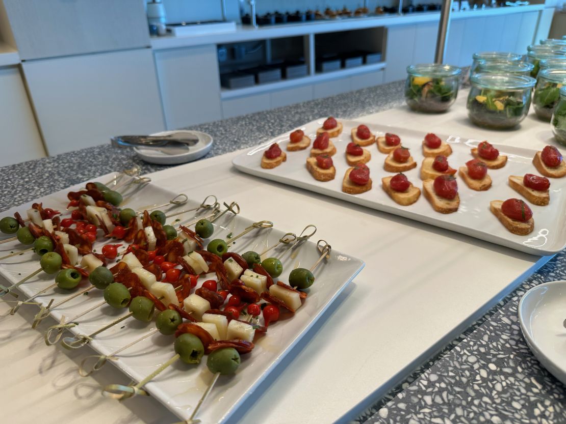 A photo of snacks at the Capital One Lounge in Denver