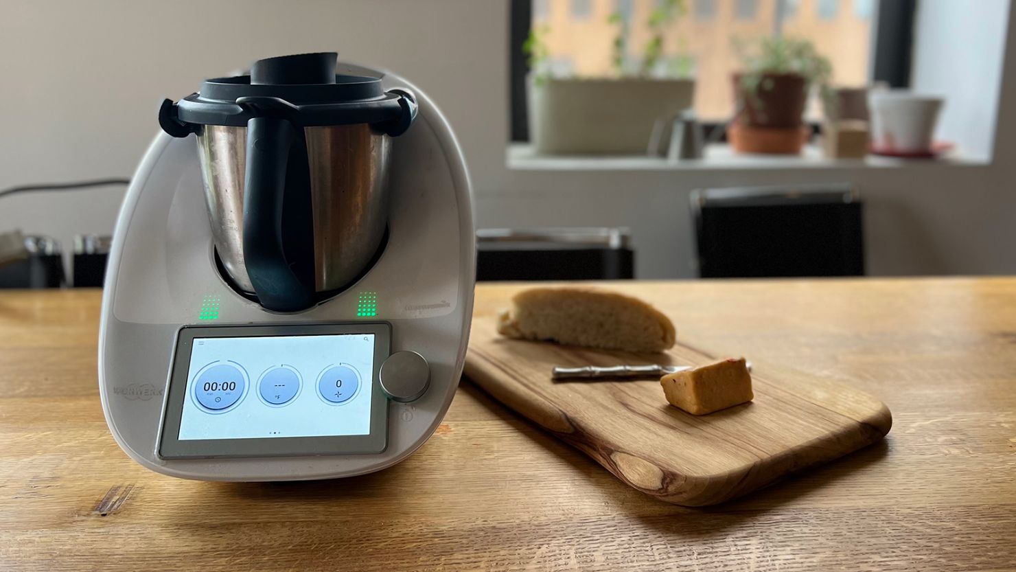 Thermomix TM6 Review: Can it replace your kitchen gadgets for £1099?