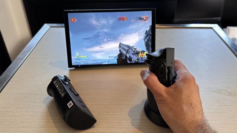 Lenovo Legion Go hands-on: A true Nintendo Switch for PC gaming 