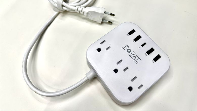 A photo of the Foval European power adapter on top of a white desk