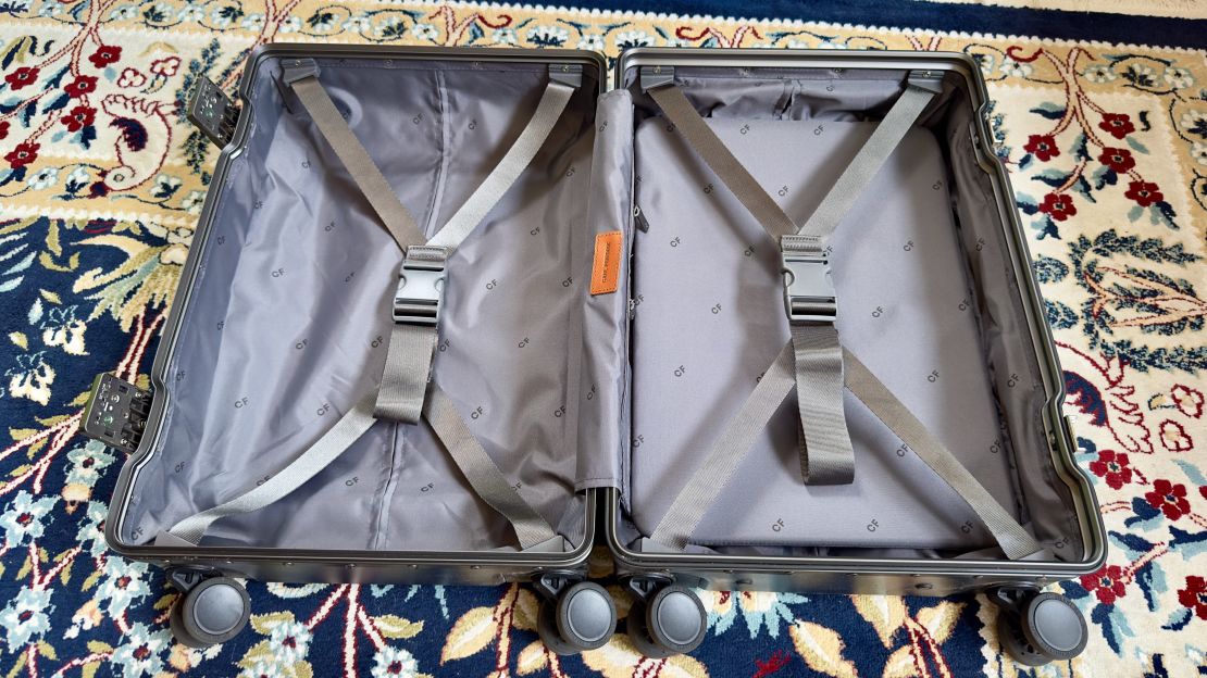 A photo of the interior of the Carl Friedrik Carry-On X luggage