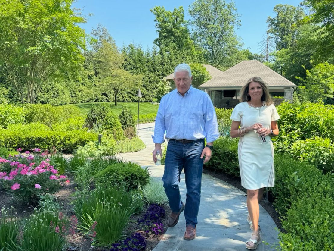 John King and Pennsylvania voter Irma Fralic in Wyndmoor, Pennsylvania.