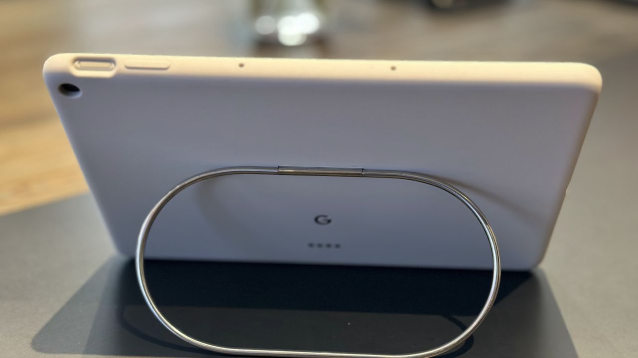 google pixel tablet preview cnnu 3