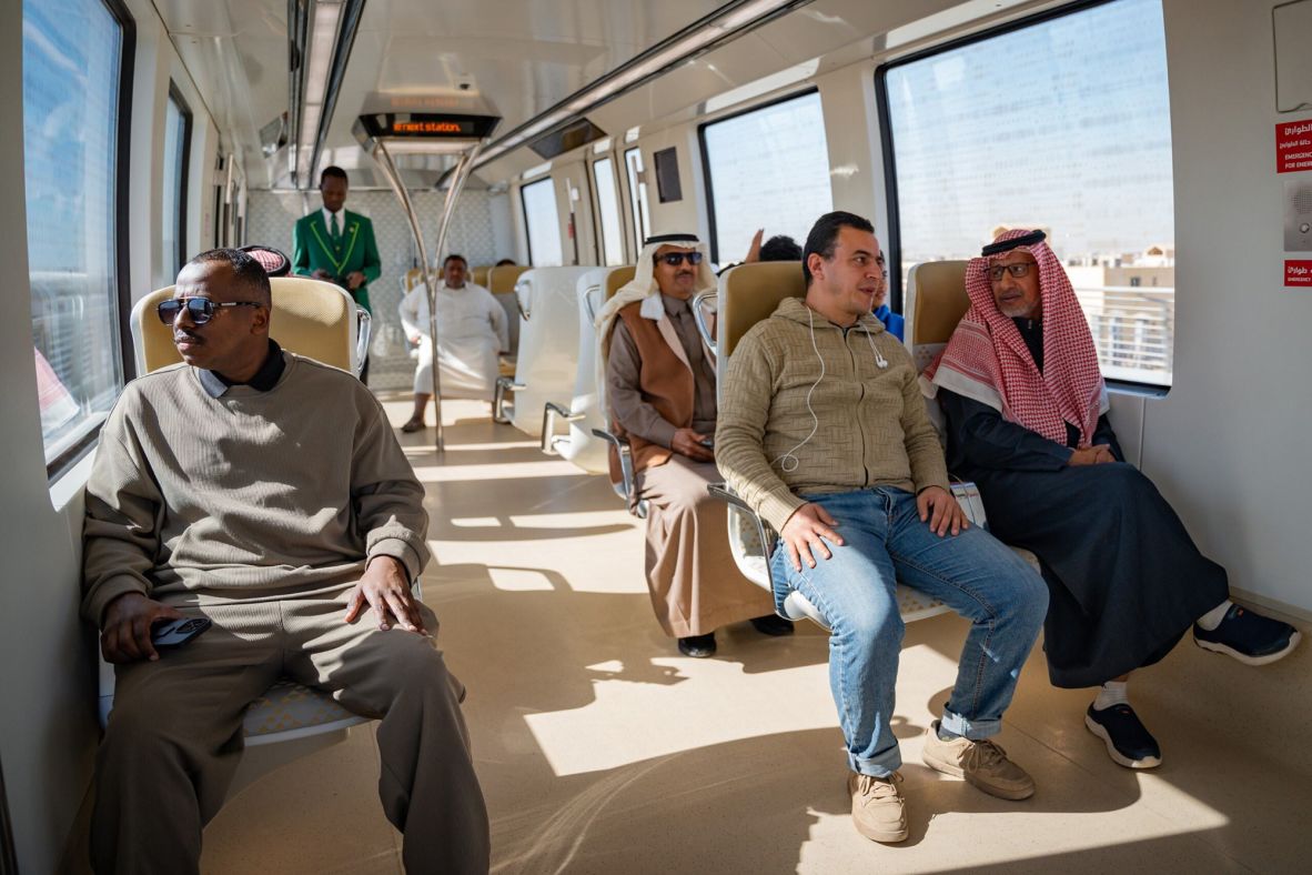 <strong>Carriage categories: </strong>There are separate spaces on trains for men and women on board.