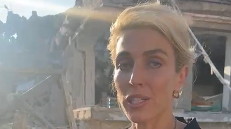 CNN's Clarissa Ward is at the site where an Iranian missile made impact in Rishon Lezion, Israel -- a residential area about 15 minutes from the center of Tel Aviv.