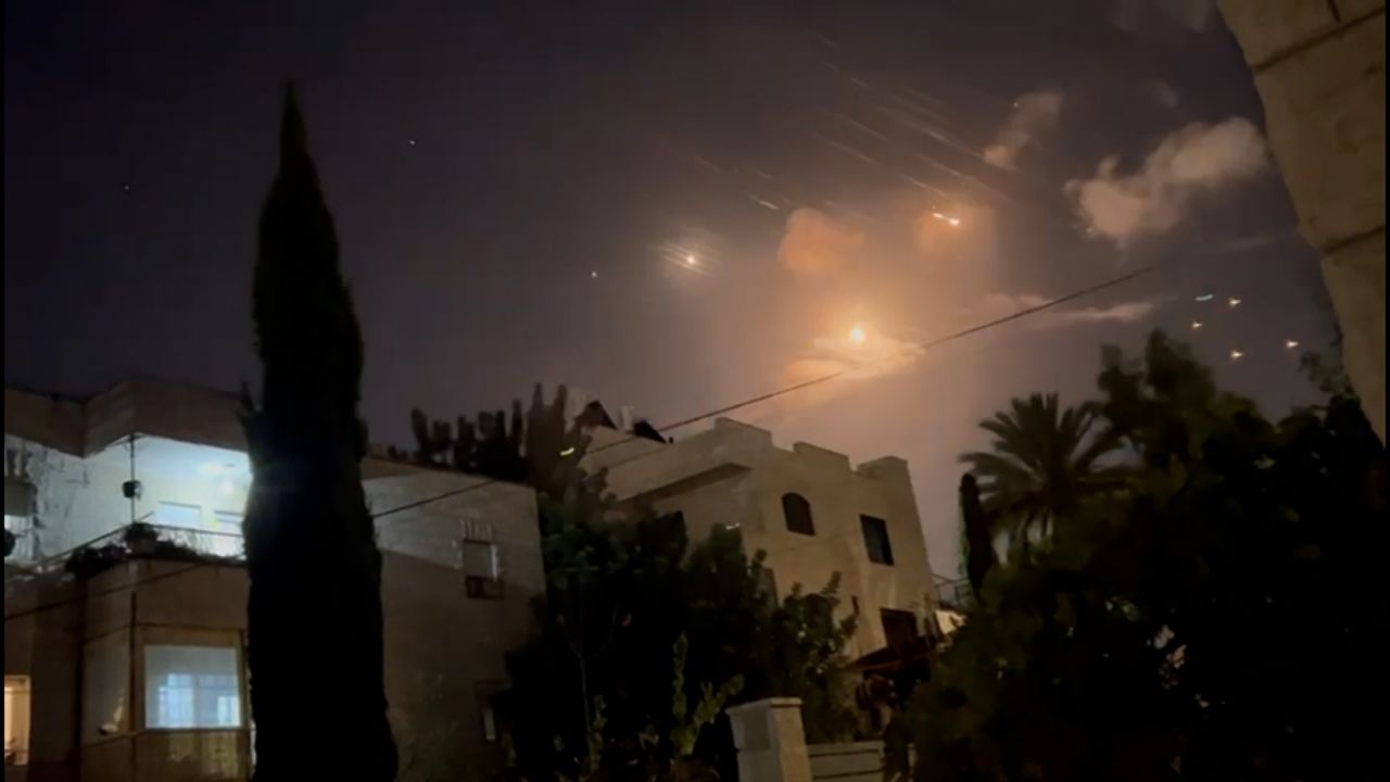 Video shows Iranian missiles in the skies across Israel | CNN