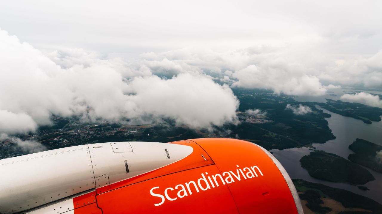 A photo of an SAS airplane engine with a "Scandinavian" logo on it 