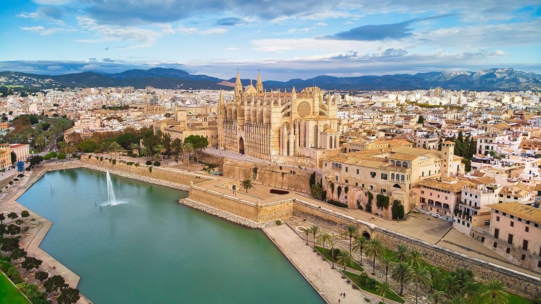 An aerial view of the Palma de Mallorca Cathedral and other buildings in Mallorca, Spain