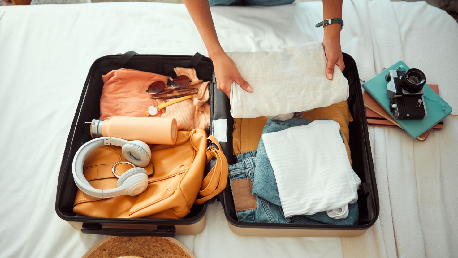 10 Travel Accessories That Make Traveling Easier