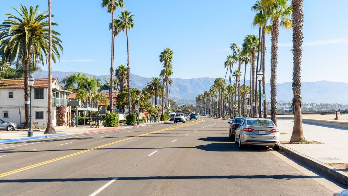 A photo of a oceanside street in Santa Barbara, California