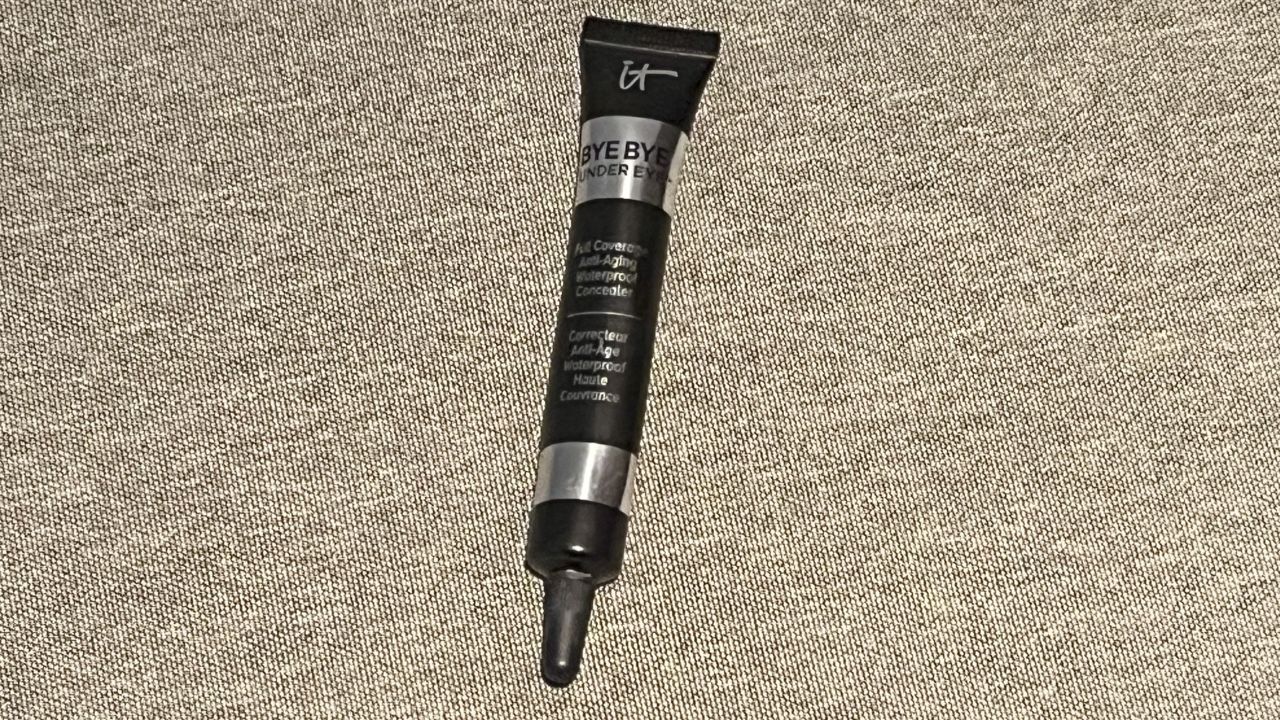 It-cosmetics-bye-bye-under-eye-1-cnnu.jpg