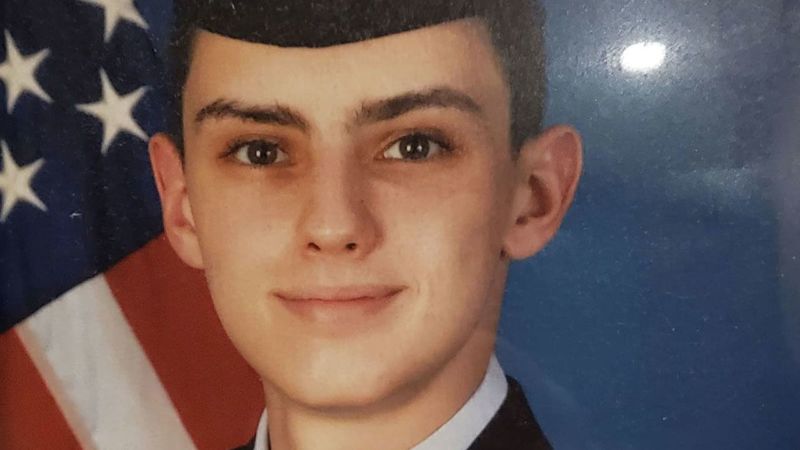 Air Force asks for new charges against airman who leaked classified intel on Discord