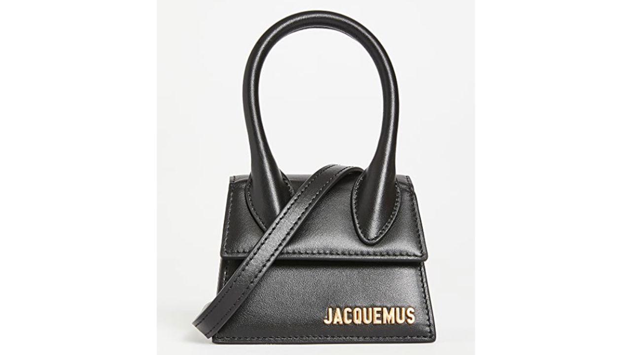 jacquemus-le-chiquito-bag-productcard-cnnu.jpg