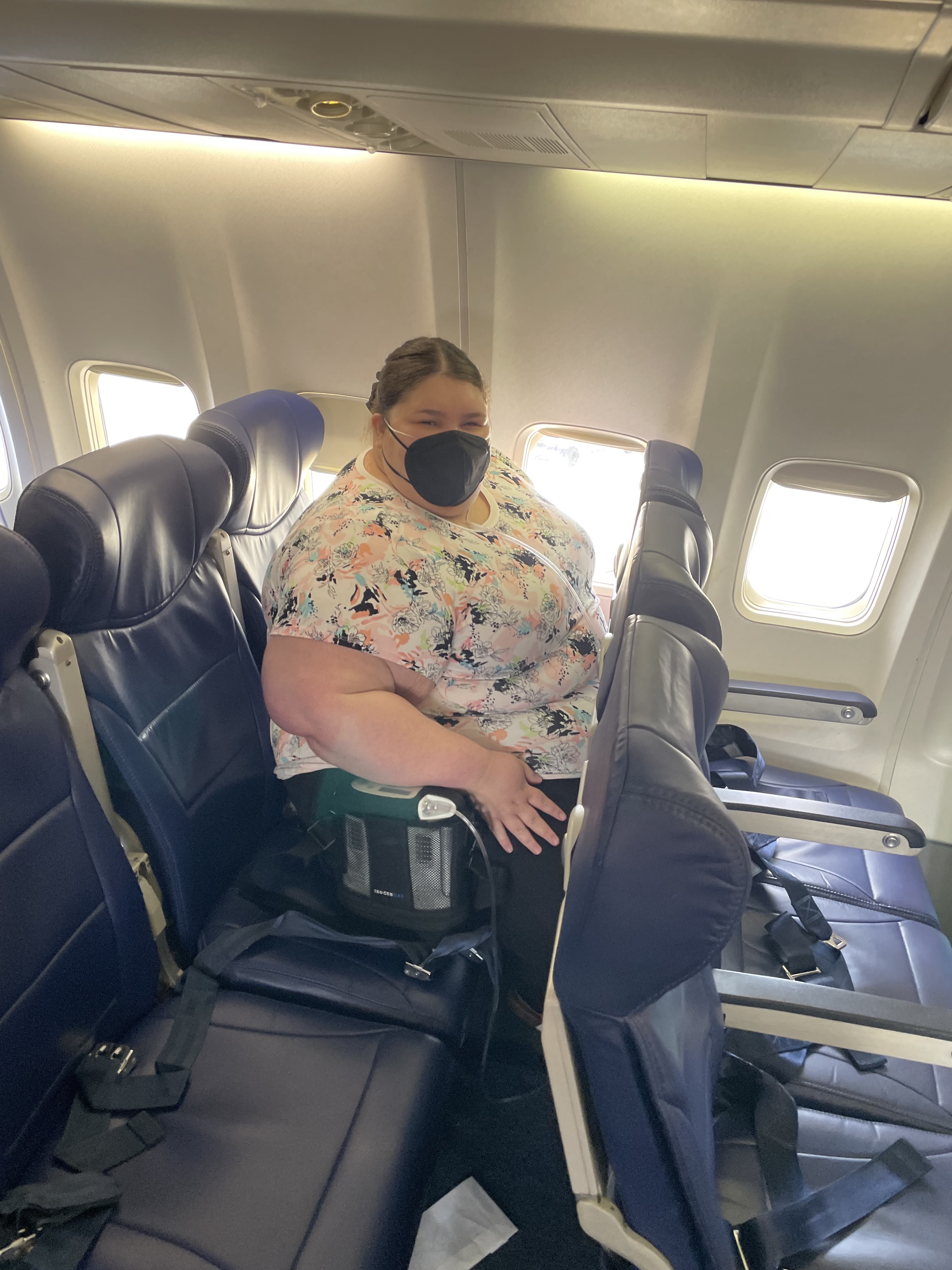 We're paying twice for the same experience': Plus-size travelers hit out at  'discriminatory' airline seat policies