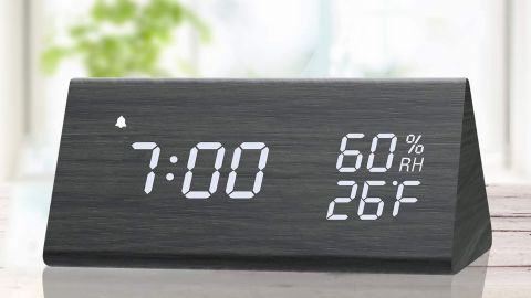 Đồng hồ báo thức kỹ thuật số bằng gỗ Jall 