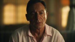 Jason Isaacs in “The White Lotus” Season 3, episode 6.