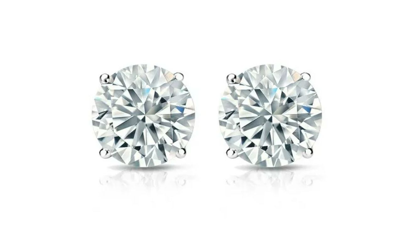 JeenMata 4-Prong 2-Carat Moissanite Solitaire Stud Earrings .jpg