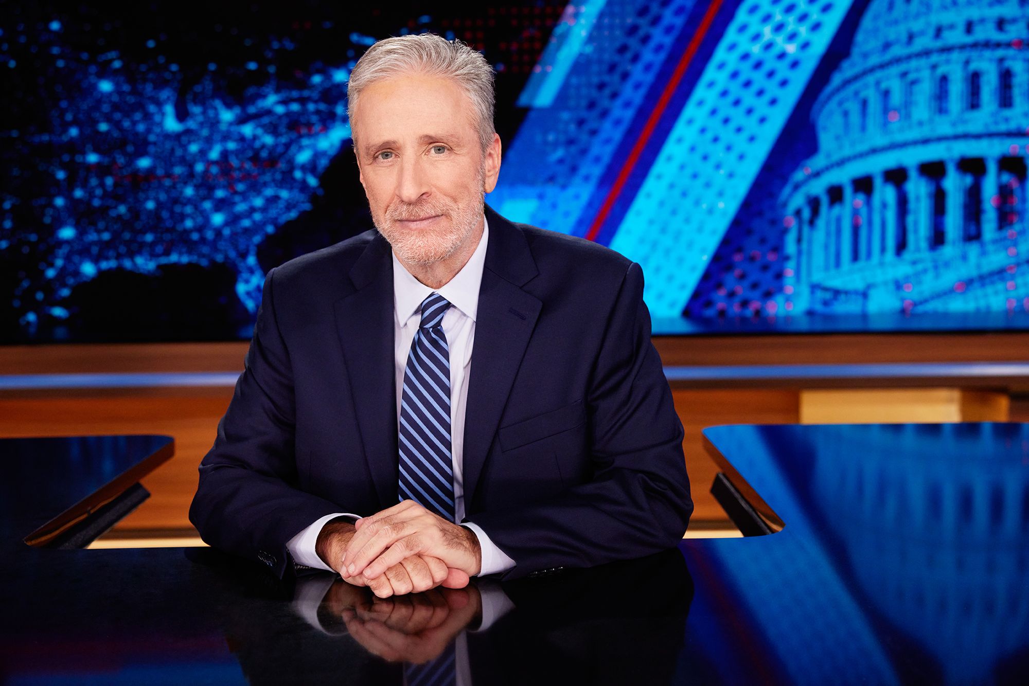 Jon Stewart extends 'Daily Show' hosting gig through end of 2025 | CNN  Business