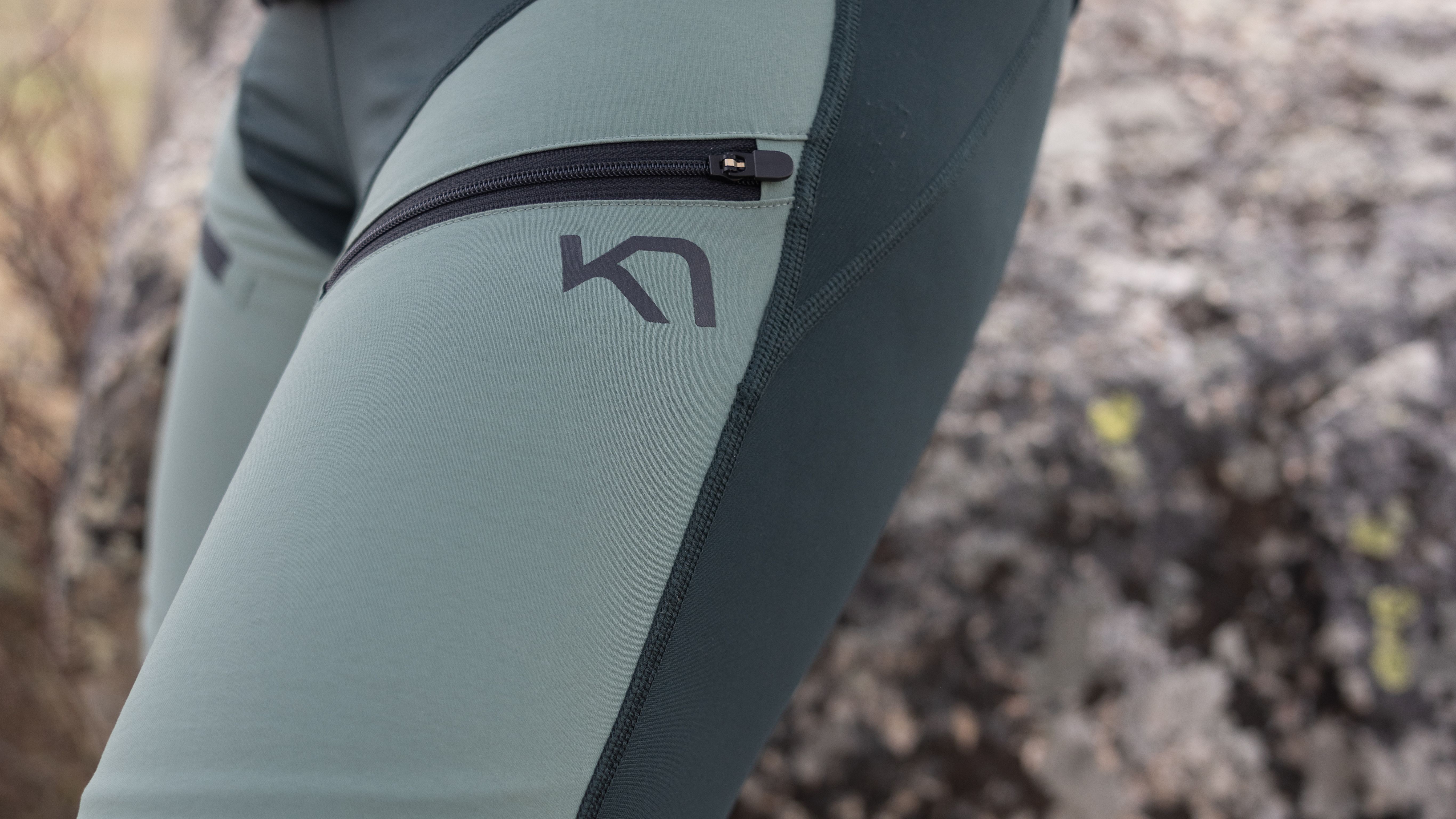 12 Top-Rated Leggings for Hiking: Expert Review - Paula Pins The Planet