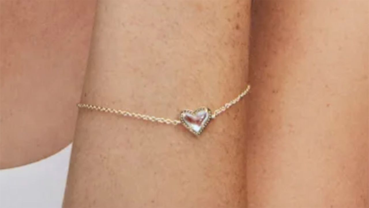 kendra scott bracelet.jpg